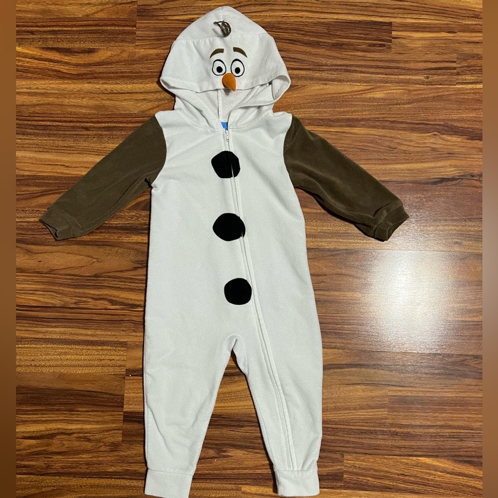 Olaf sleeper, Size 3T
